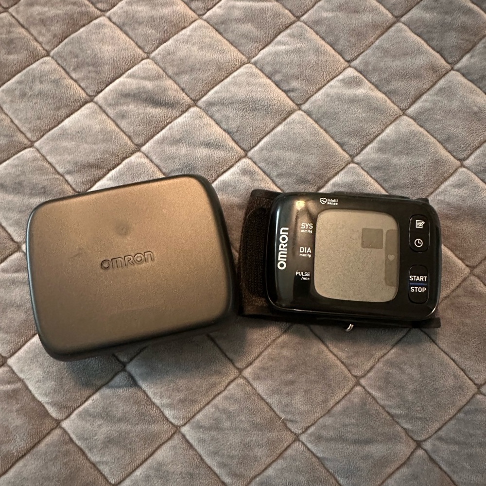 OMRON Black Blood Pressure Monitor with Case